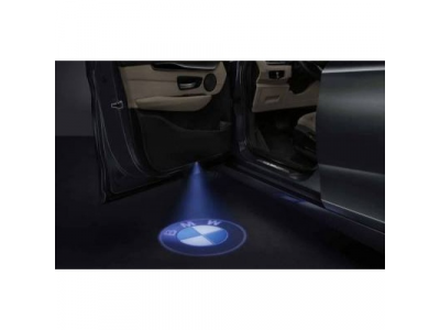 Светодиодные планки в двери BMW Logo LED Door Light Projector