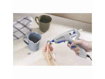Универсальные высокотемпературные клеевые стержни DREMEL® 7 мм (GG01) от DREMEL Универсальные высокотемпературные клеевые стержни DREMEL® 7 мм (GG01)