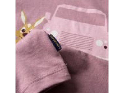 Футболка для девочек Land Rover Girls Graphic T-shirt, Duski Pink от Land Rover Футболка для девочек Land Rover Girls Graphic T-shirt, Duski Pink